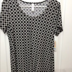 Lularoe classic with Tags size Small
